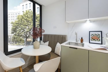 1 bed studio, Marlborough Street, Kingsdown, Bristol, BS13NX - Image 6